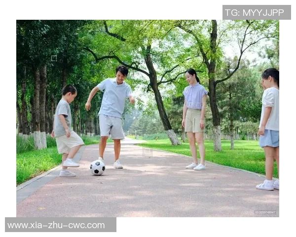 探索四得公园足球场的魅力与活动体验足球运动的乐趣与友谊 探索四得公园足球场的魅力与活动体验足球运动的乐趣与友谊