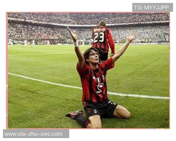 足球队员的传奇故事与他们在绿茵场上的辉煌瞬间回顾